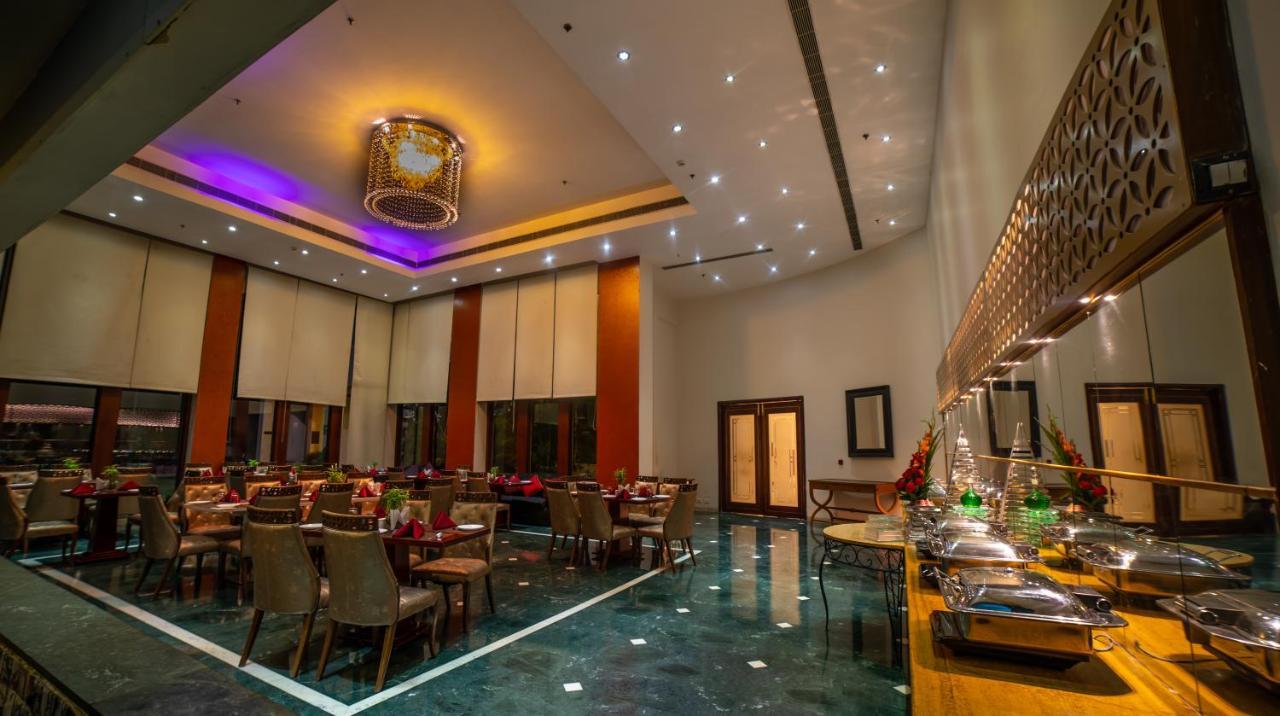 斋浦尔格林斯酒店 外观 照片